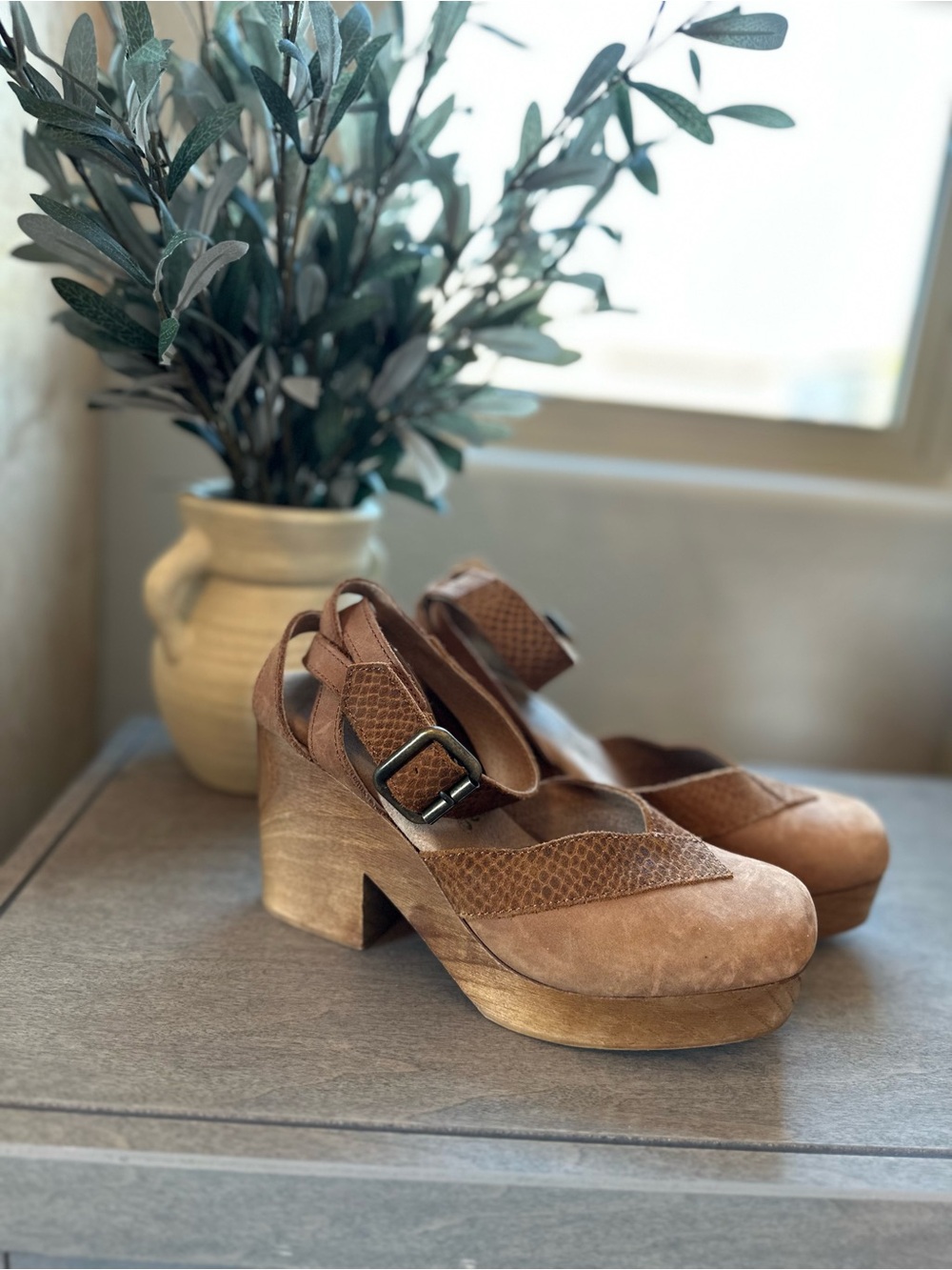 Free People Tan Brown Suede Platform Mary Jane Clogs